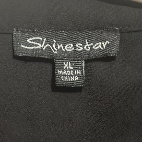 Button Down Black sheer crop top - Picture 8 of 8